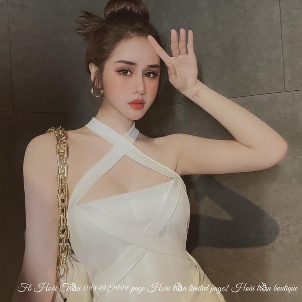 Strappy fitted bodycon mini dress black white size Small